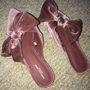 American Eagle mules size 9
